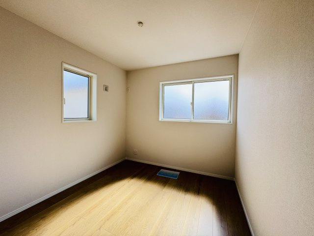 市川市南大野１丁目新築戸建【大野小学校：4分】の洋室|5.3帖洋室