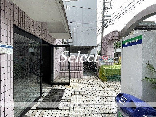 メゾン・ド・ポエートの外観