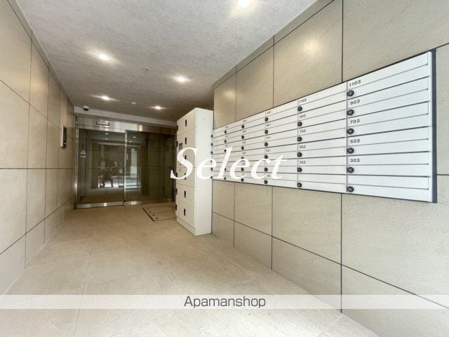 スクエアシティ横濱大通り公園ＡＺのエントランス