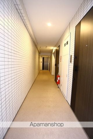 横浜市南区永楽町１丁目の賃貸マンションのロビー