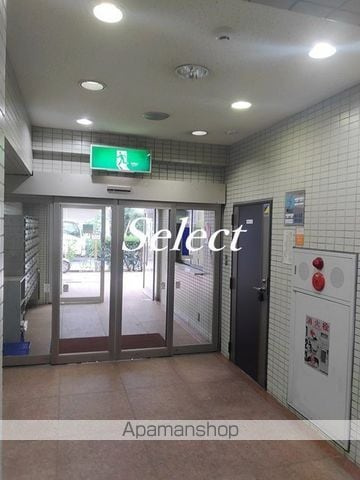ビクセル伊勢佐木町のロビー