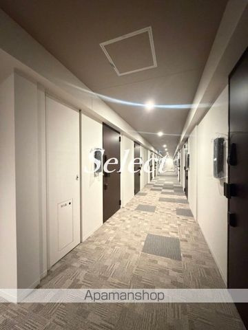 パークアクシス横浜伊勢佐木町通りのロビー