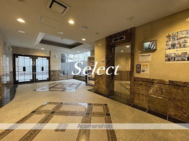 横浜市中区吉田町の賃貸マンションのロビー