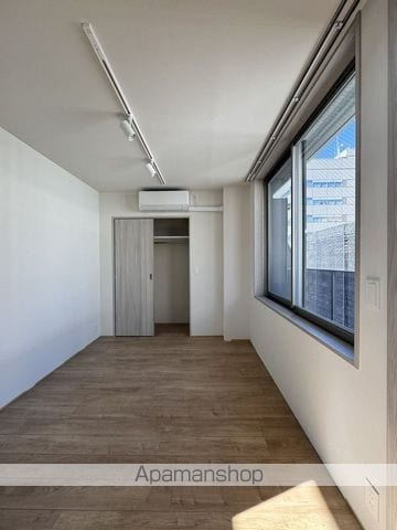 ルミーク関内Ⅱの内装