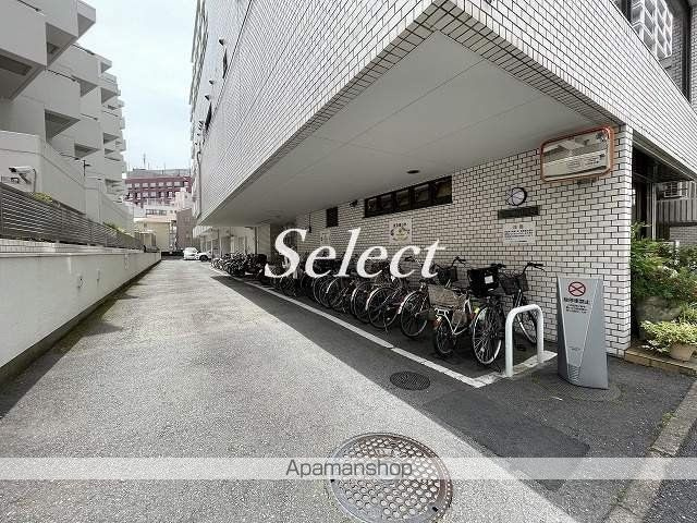 横浜市中区山下町の賃貸マンションの外観
