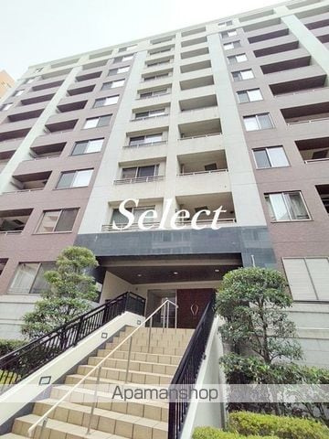 リシェ横浜山下公園の外観