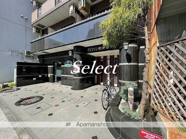 グリフィン横浜・山下町のエントランス