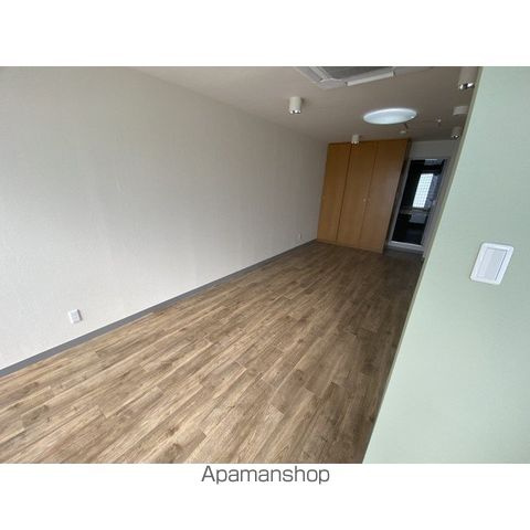 ポートタワー山下町の内装