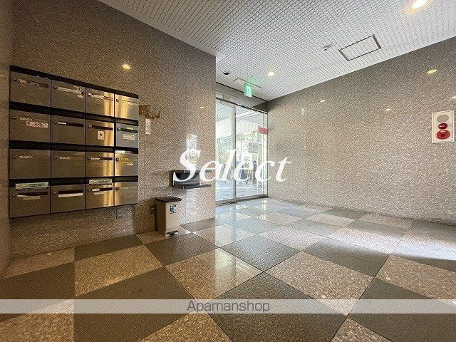 ポートタワー山下町のエントランス