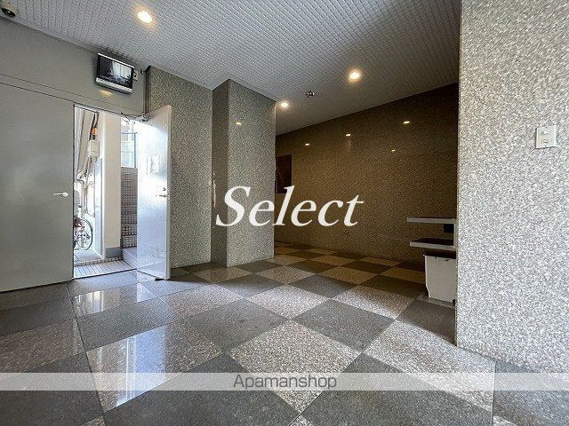 ポートタワー山下町のロビー
