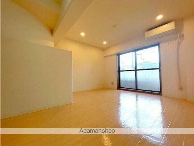 横浜市中区麦田町２丁目の賃貸マンションの内装