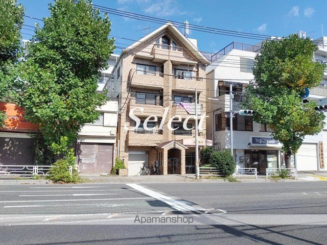 横浜市中区麦田町２丁目の賃貸マンションの外観