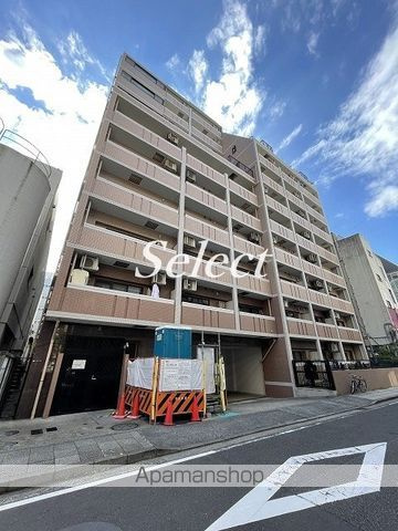 横浜市中区南仲通１丁目の賃貸マンションの外観