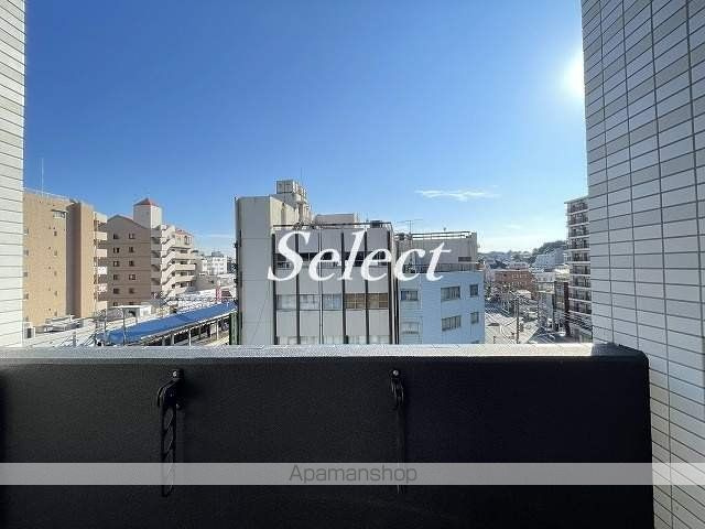 Ｂ　ＣＩＴＹ　ＹＯＫＯＨＡＭＡ　ＳＴＡＴＩＯＮ　ＳＱＵＡＲＥの内装