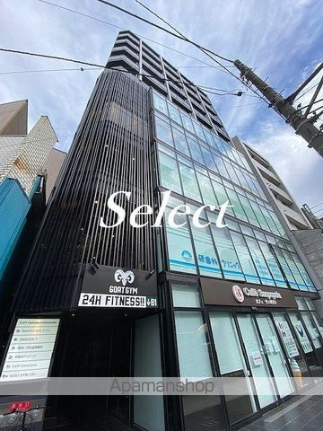 Ｂ　ＣＩＴＹ　ＹＯＫＯＨＡＭＡ　ＳＴＡＴＩＯＮ　ＳＱＵＡＲＥの外観