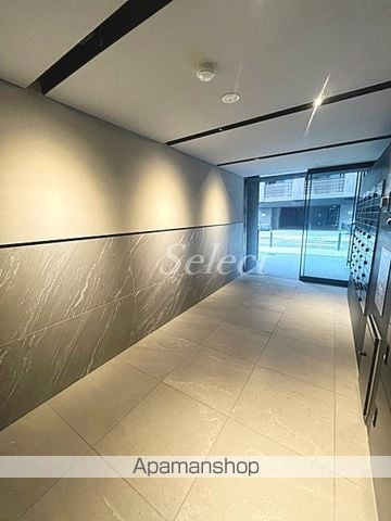 クレヴィスタ桜木町のロビー