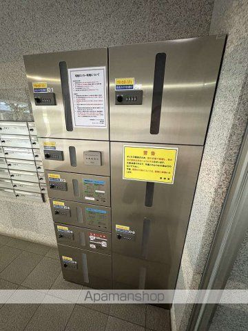 横浜市中区末吉町２丁目の賃貸マンションの内装