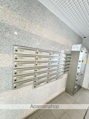 横浜市中区末吉町２丁目の賃貸マンションの内装