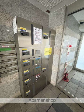 横浜市中区末吉町２丁目の賃貸マンションの内装