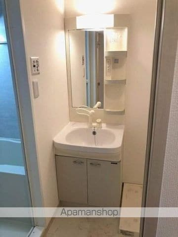 横浜市中区末吉町２丁目の賃貸マンションの内装