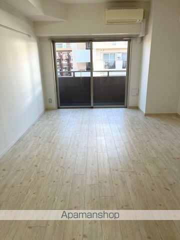 横浜市中区末吉町２丁目の賃貸マンションの内装