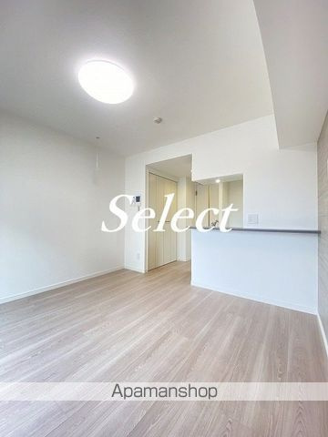 横浜市中区末広町３丁目の賃貸マンションの内装