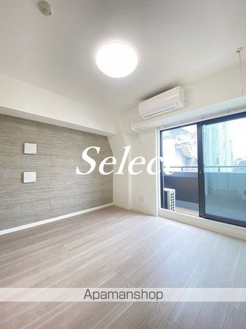 横浜市中区末広町３丁目の賃貸マンションの内装