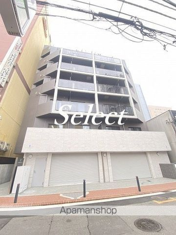 横浜市中区末広町３丁目の賃貸マンションの外観