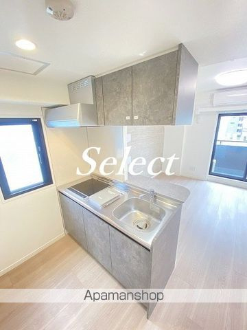 横浜市中区末広町３丁目の賃貸マンションの内装