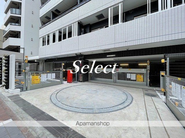 横浜市中区末広町２丁目の賃貸マンションの外観