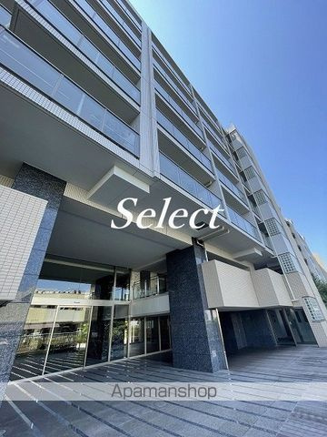 ライオンズマンション横濱元町キャナリシアの外観