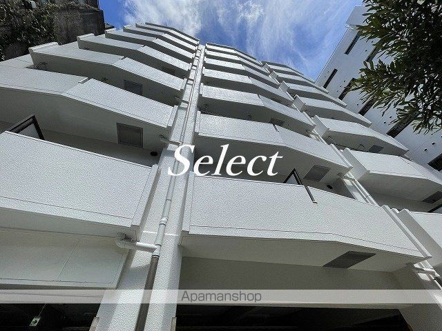 関内ロイヤルガーデンの外観