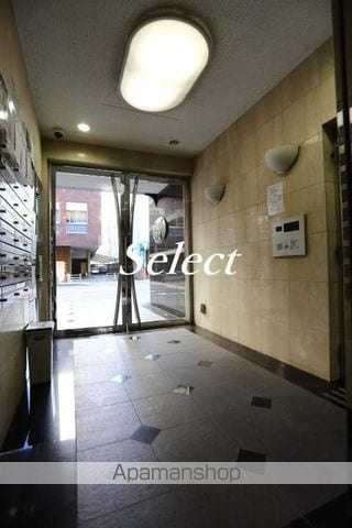 横浜市中区海岸通４丁目の賃貸マンションのロビー