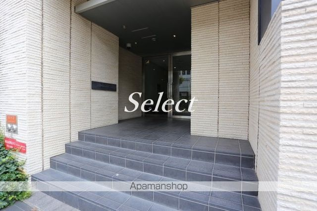 横浜市中区翁町２丁目の賃貸マンションの外観