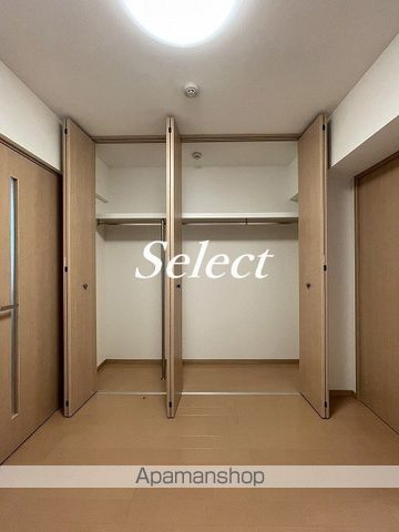 松山ビルの内装