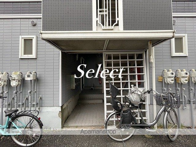 サンライフ・ビラージュＡのエントランス