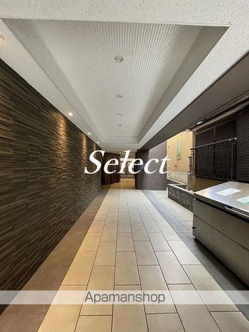 Ａ＆Ｅレジデンス横濱石川町のエントランス