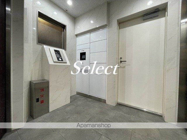 Ａ＆Ｅレジデンス横濱石川町のエントランス