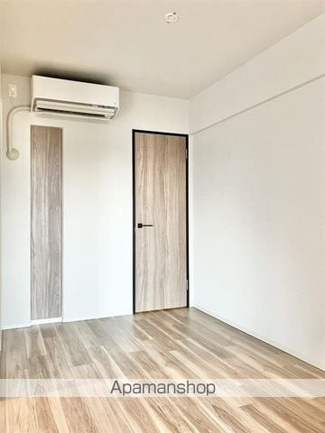 レーベン横浜山手　ＯＮＥ　ＷＡＲＤ　ＣＯＵＲＴの内装