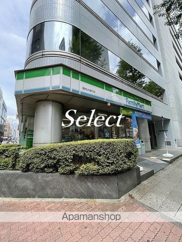 パークアクシス横濱関内ＳＱＵＡＲＥの周辺|ファミリーマート コンビニ 46m 