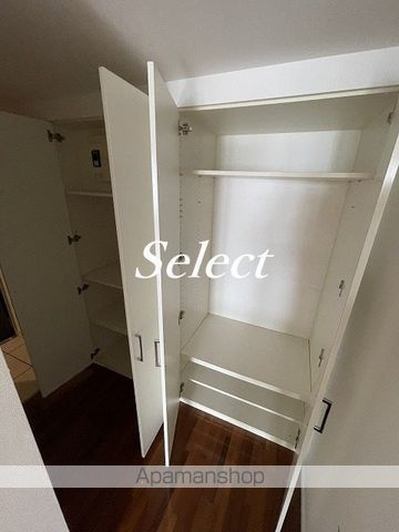 横浜市西区宮崎町の賃貸マンションの内装