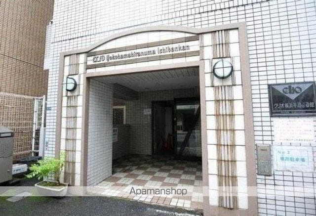 クリオ横浜平沼壱番館のエントランス