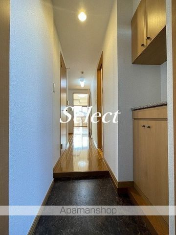 横浜市西区西前町２丁目の賃貸マンションの内装