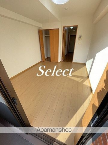 横浜市西区西前町２丁目の賃貸マンションの内装