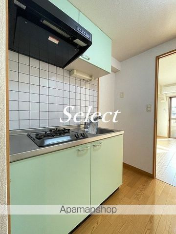 横浜市西区西前町２丁目の賃貸マンションの内装