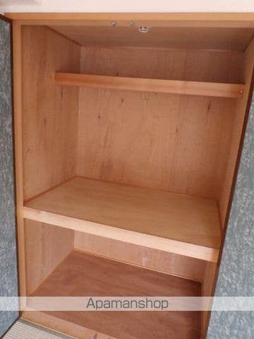 横浜市西区西戸部町２丁目の賃貸マンションの内装