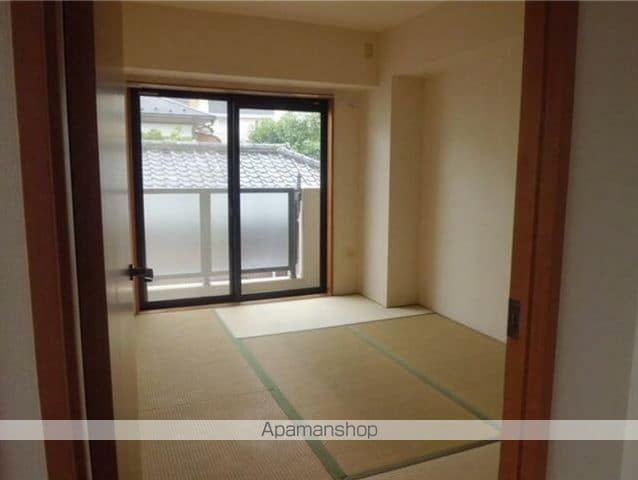 横浜市西区西戸部町２丁目の賃貸マンションの内装