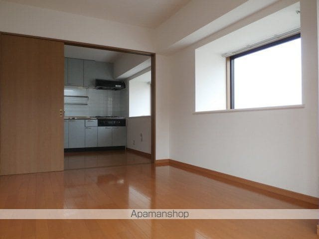 横浜市西区西戸部町２丁目の賃貸マンションの内装