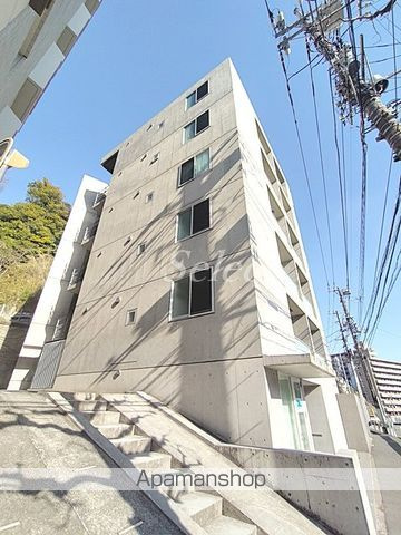 オークデンヒルズの外観