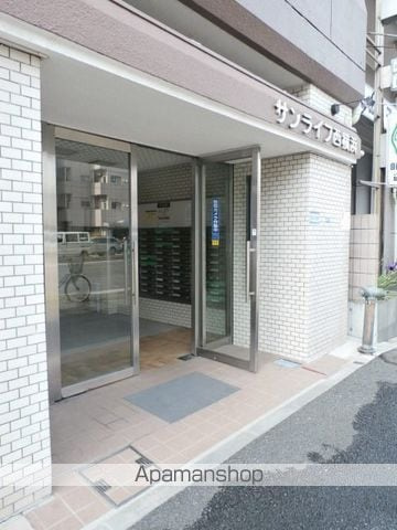 サンライフ西横浜のエントランス